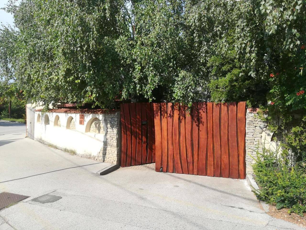 Vörös Macska Vendégház in Szentkirályszabadja, Noordelijke oever van het Balatonmeer