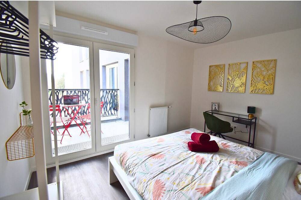 Ganze Wohnung, Écho Parisien: Elegance and comfort in Paris in Aubervilliers, Seine-Saint-Denis