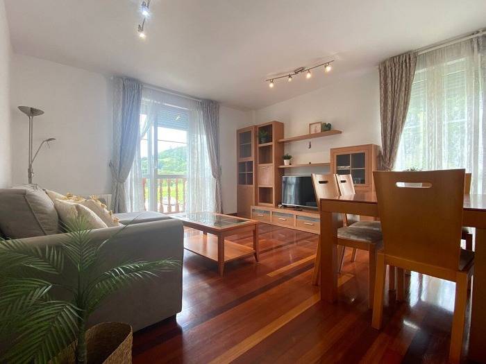 Apartamento vacacional entero, Apartamento familiar cerca de Cabárceno in La Cueva (Cantabria), Castañeda