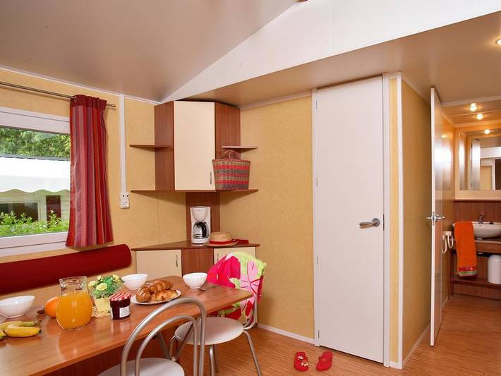 Mobil home pour 4 personnes, avec bassin pour enfant à Meyrueis - 3