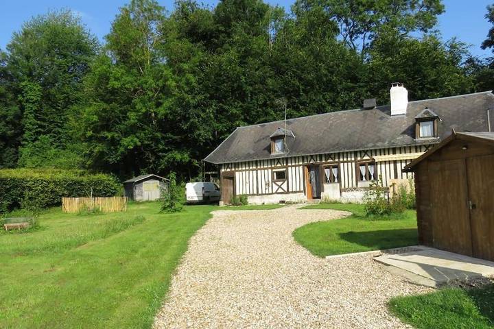 Gîte pour 4 personnes, avec jardin et vue dans Saint-Wandrille-Rançon