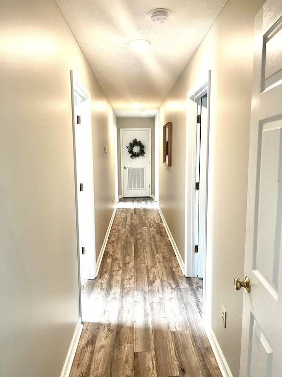 Ganze Wohnung, Location! | Walk to Stadium and Toomer’s | Cozy 4Br Condo in the Heart of Auburn in Auburn (AL), Alabama