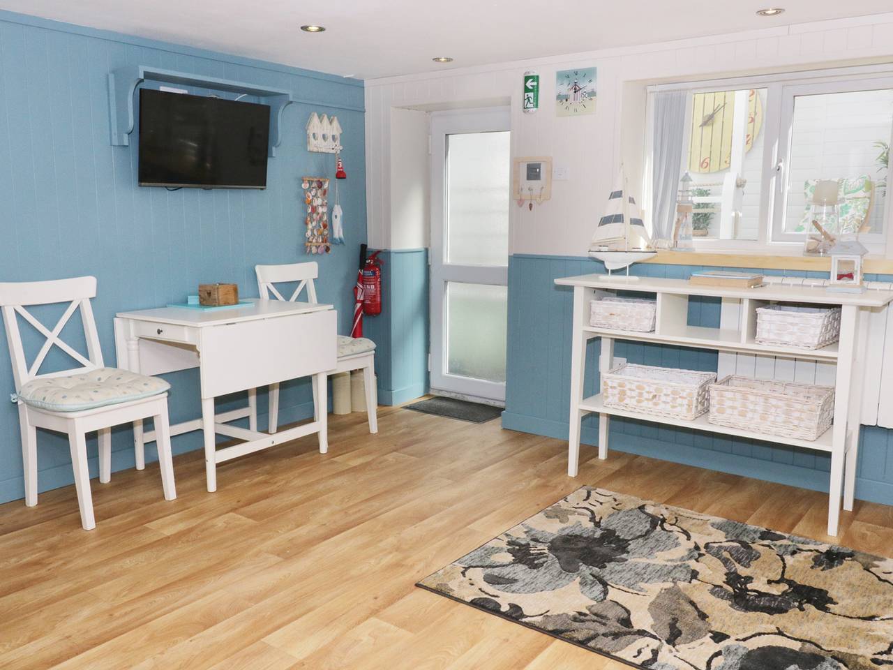 Entire apartment, The Hideaway in Benllech, Isle of Anglesey