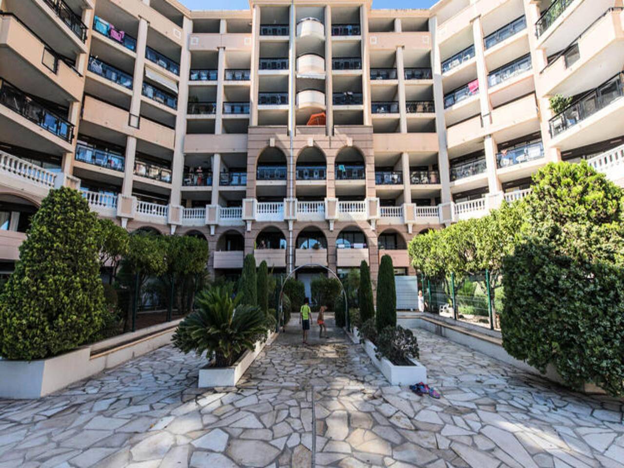 Appartement entier, Appartement à Cannes La Bocca près de la plage in Cannes La Bocca, Cannes