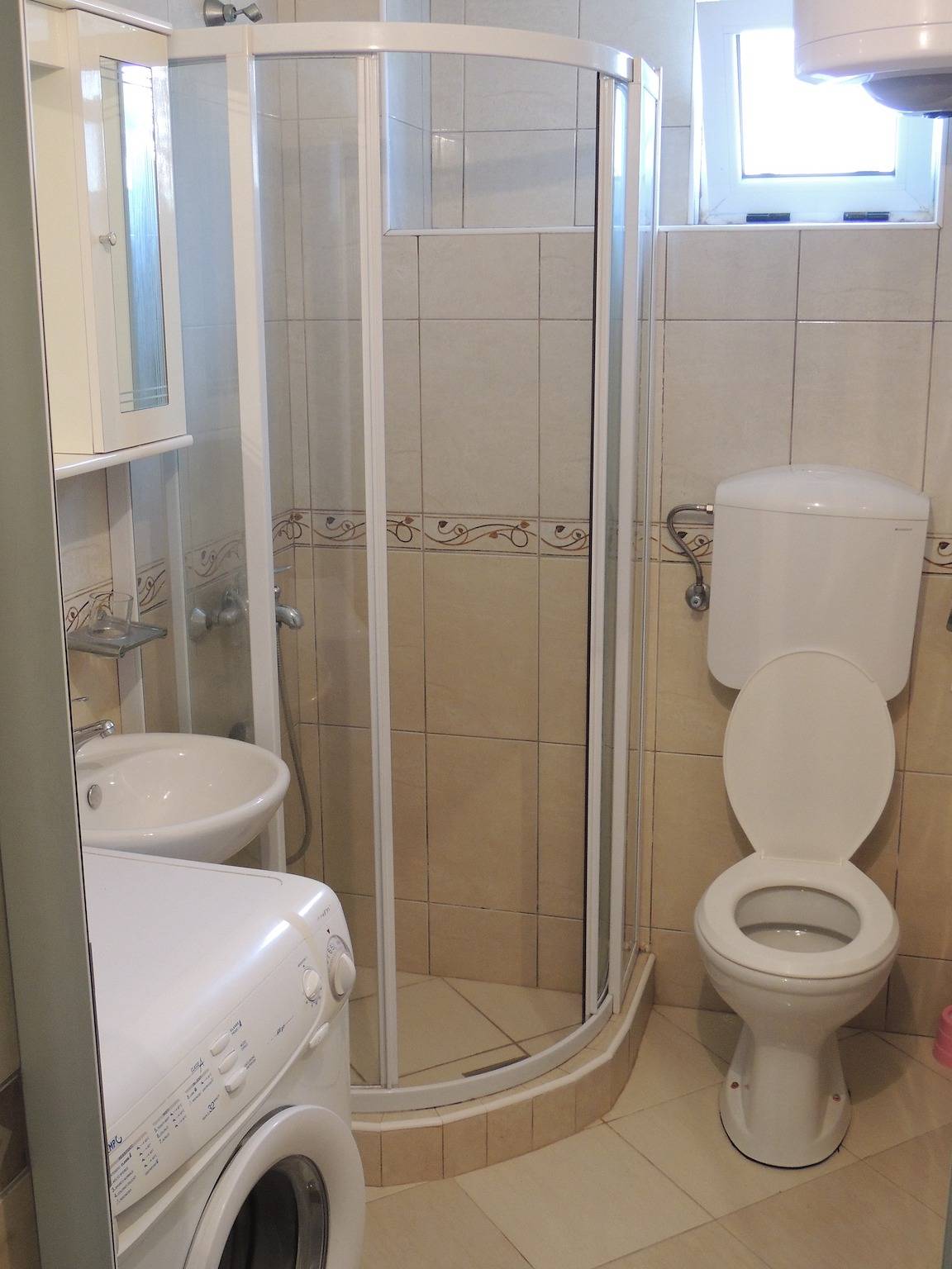 Ganze Wohnung, Komfortable Wohnung in Ulcinj mit Meerblick und Garten in Ulcinj, Opština Ulcinj