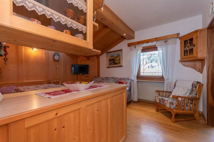 Gîte pour 6 personnes, avec balcon à Moena - 2