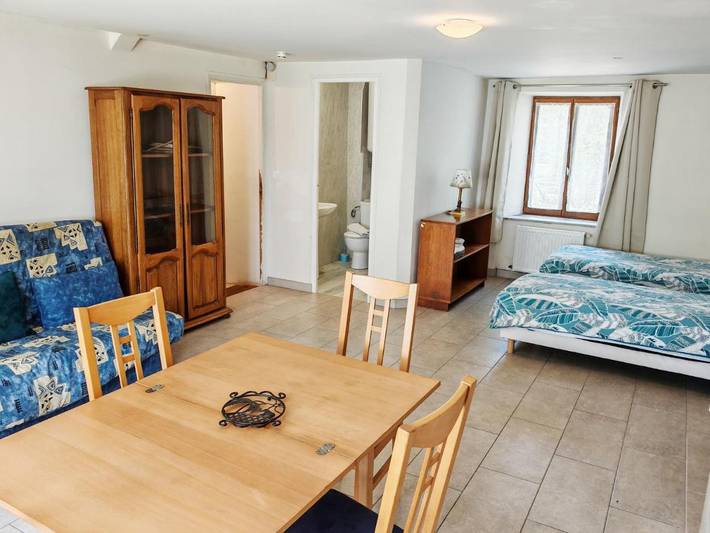 Gîte pour 6 personnes, avec jardin ainsi que vue et balcon à Ormoy-la-Rivière