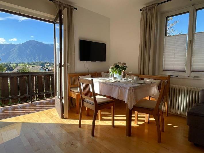 Ferienwohnung für 6 Personen, mit Balkon und Ausblick - 1