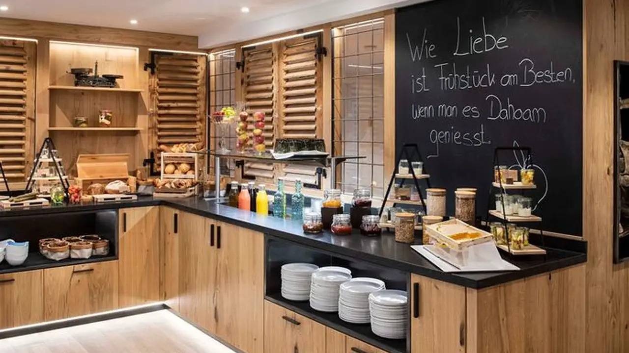Doppelzimmer für 2 Personen (21 m²) in Bad Wiessee in Bad Wiessee, Alpes Bávaros