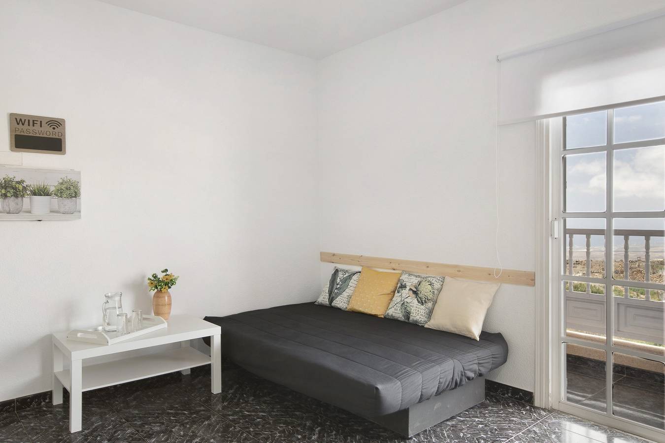 Ganze Wohnung, Ferienwohnung "Los Morales" mit Meerblick, Gemeinschaftsterrasse und Wlan in La Cisnera, Arico