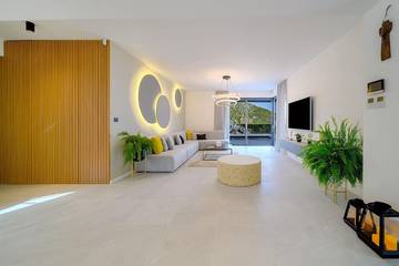 Villa voor 8 Personen in Marina, Split-Dalmatië, Afbeelding 1