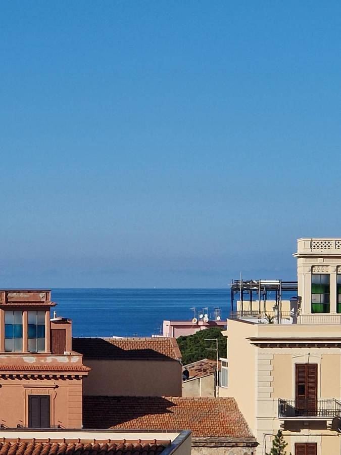 Rocksea Central in Cefalù, Cefalù (Comune)