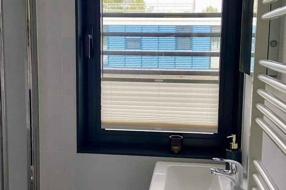 Ganze Wohnung, Hausboot für 5 Gäste mit 45m² in Höxter (246730) in Höxter, Kreis Höxter