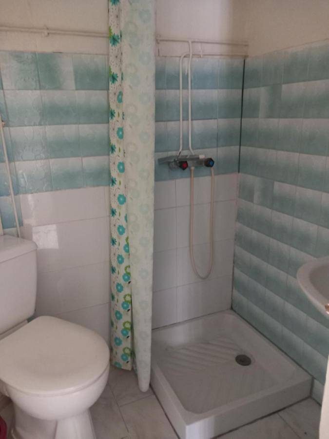 Double or Twin Room with Terrace in Caveirac, Région de Nîmes