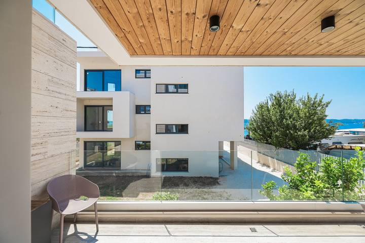 Ferienwohnung für 4 Personen, mit Balkon und Garten, kinderfreundlich in Bibinje - 3