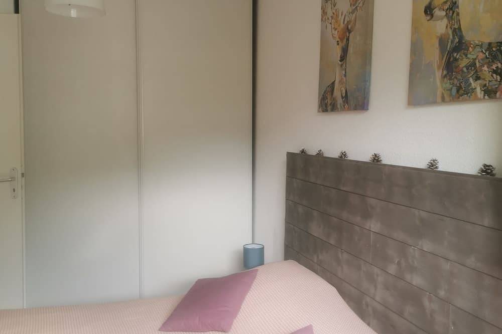 Apartamento entero, Apartamento T2 39M2 Arreau desde 50 € / noche min 7 noches con piscina in Arreau, Pirineos franceses