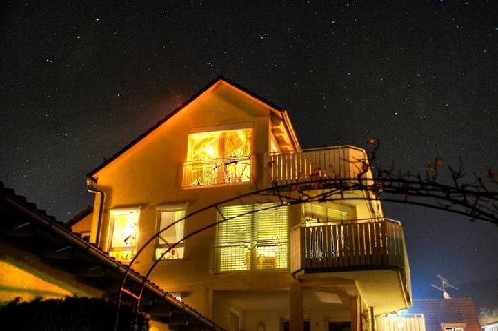Ferienwohnung für 4 Personen, mit Balkon und Terrasse sowie Garten und Ausblick in Bad Bocklet