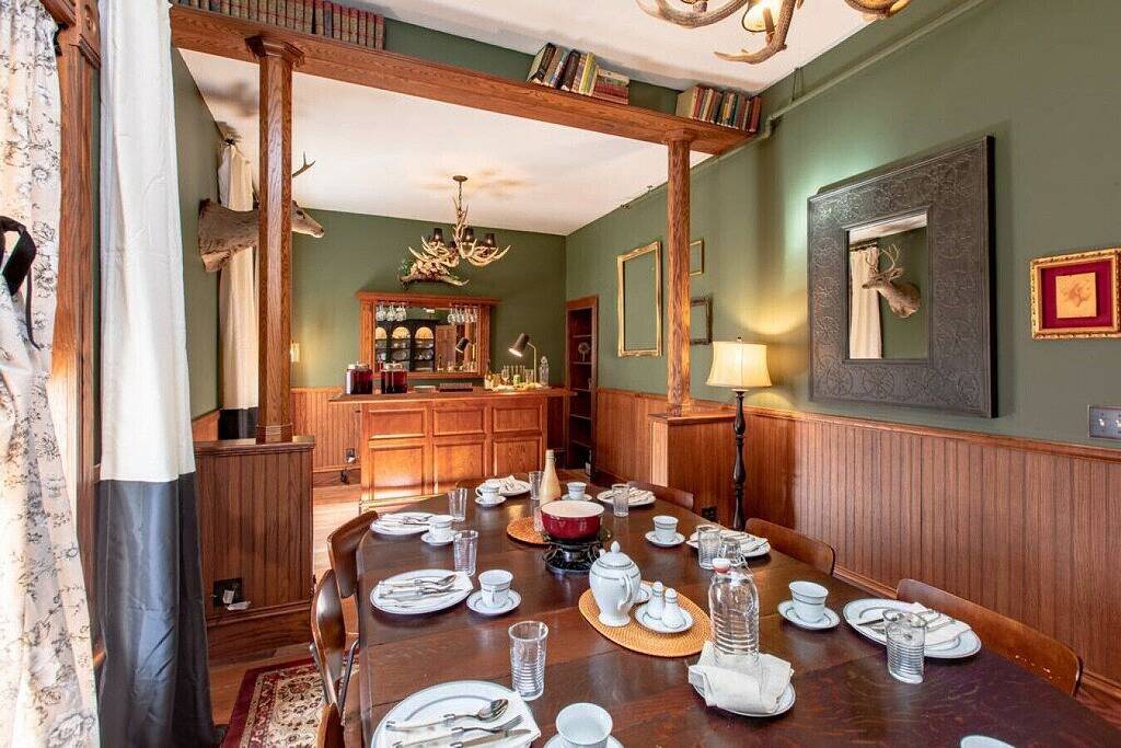 Gh3 · #3 Grant House-The Ducat Suite: Avalon in Lavender in Chisago County