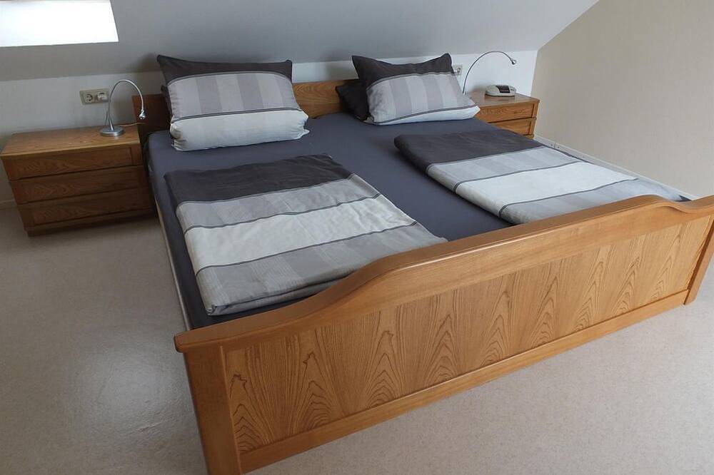 Ganze Wohnung, Ferienwohnungen Rheinblick Hoffmann - Appartement/Fewo \"Typ K\" Dusche, Wc, in Rüdesheim am Rhein, Rheingau-Taunus-Kreis