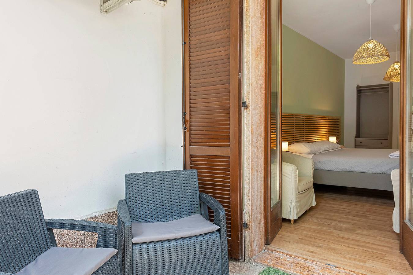 Ganze Wohnung, Apartment 'Bc Garda House' mit Balkon und Klimaanlage in Peschiera del Garda, Gardasee-Berge