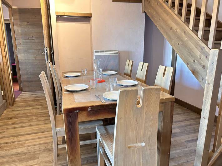 Gîte pour 8 personnes, avec balcon et piscine, animaux acceptés dans Station de Risoul - 2