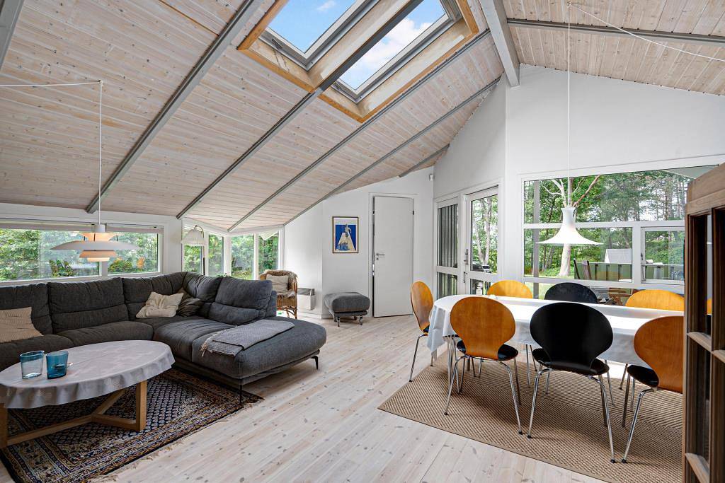 Cozy and well-furnished vacation home with spa and sauna close to Ebeltoft in Øerne, Ebeltoft