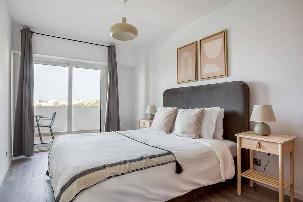 Apartamento inteiro, Blueground | Paço de Arcos, sea view in Paço de Arcos, Costa de Lisboa