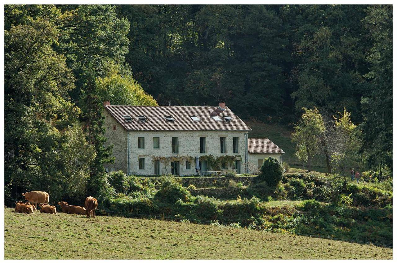 Deluxe Double or Twin Room with Mountain View in Nedde, Région de Limoges