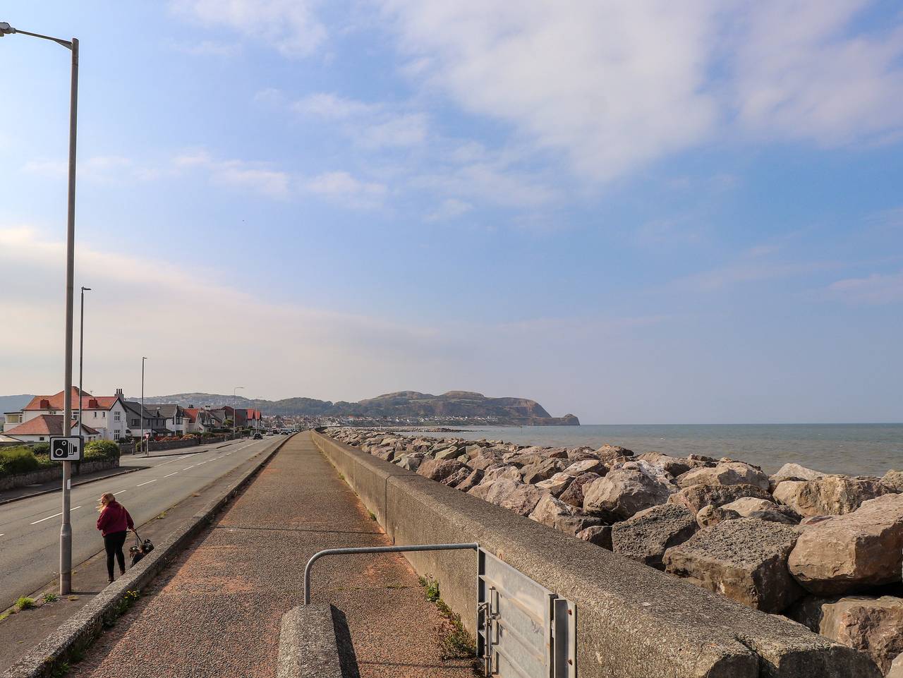 Entire apartment, Seaward in Rhos on Sea, Conwy region