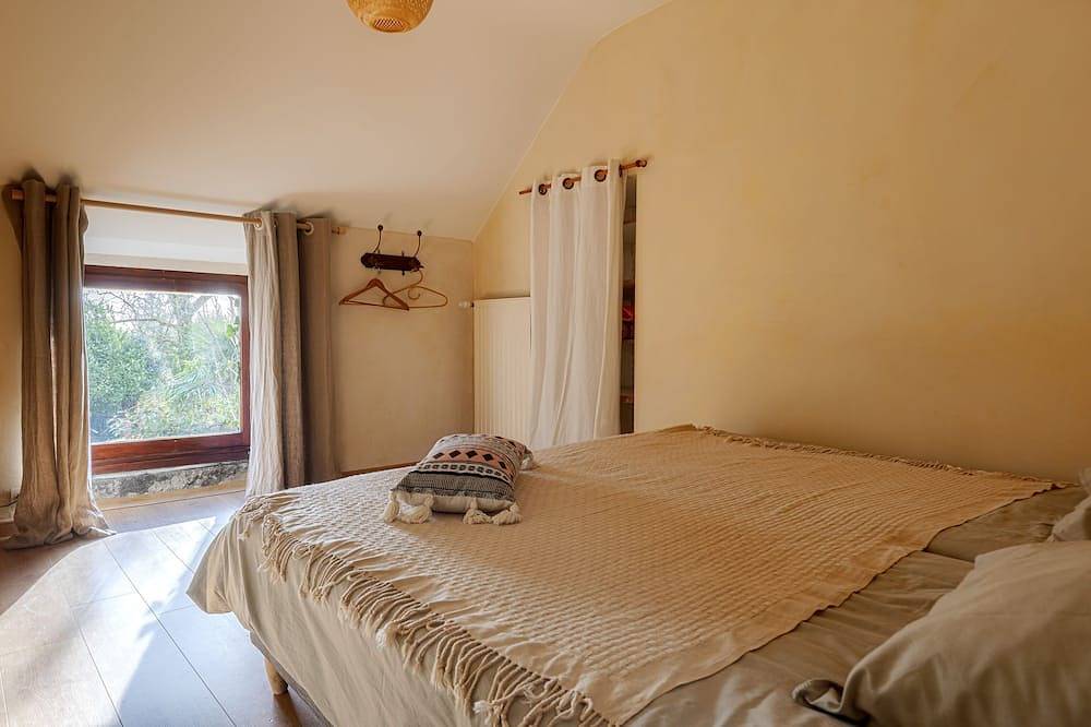 Gîte de 15 personnes à la campagne, 30 min des plages du Morbihan in Pluvigner, Région de Lorient