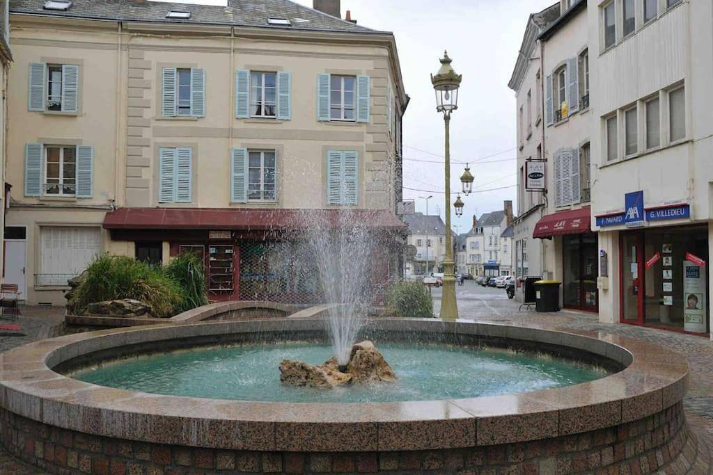 Appartement entier, F3 Duplex "O Meublé de Pithiviers" 2 chambres 8 personnes in Pithiviers, Région de Pithiviers