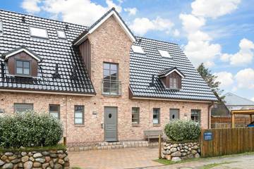 Ferienhaus für 6 Personen, mit Terrasse und Sauna sowie Garten in Westerland