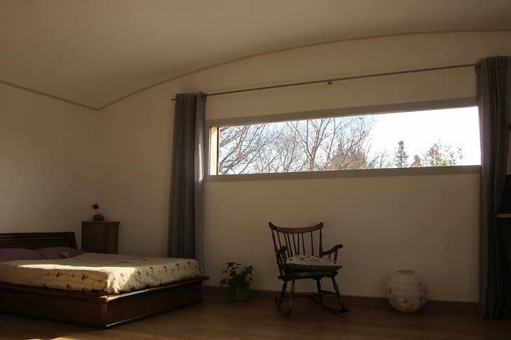 Gîte pour 2 personnes, avec terrasse ainsi que piscine et jardin à Viens - 3