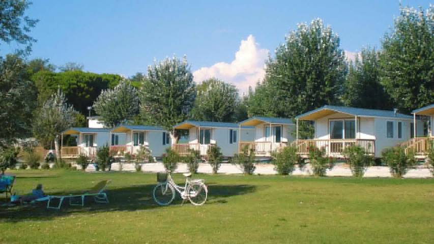 Camping für 4 Personen, mit Pool und Garten, mit Haustier in Ligurien - 2