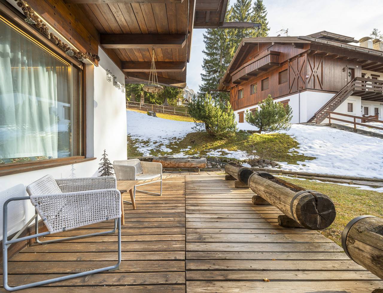 Entire apartment, Cianderies Cozy Apartment R&R in Cortina d'Ampezzo, Dolomiti Superski