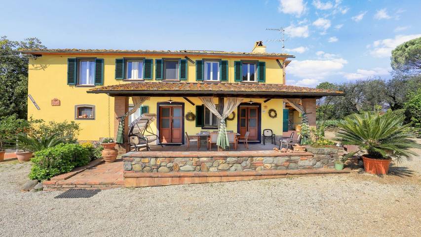 Villa per 8 persone, con giardino e terrazza, con animali domestici a Altopascio