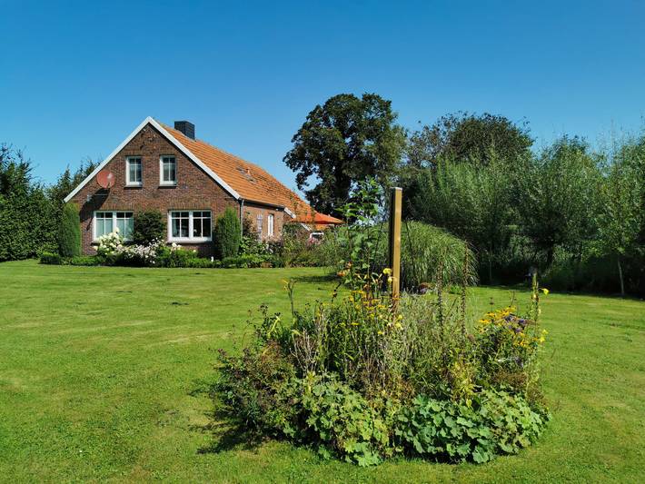 Ferienhaus für 4 Personen, mit Terrasse und Garten in Moorweg