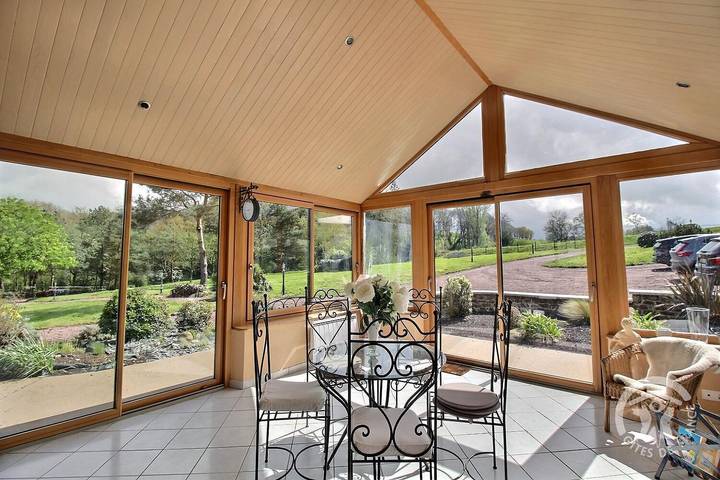 Gîte pour 8 personnes, avec Terrasse ainsi que Jardin et Vue à Plouasne - 3