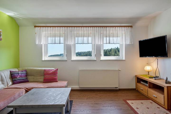 Ferienwohnung für 6 Personen, mit Garten in Schramberg