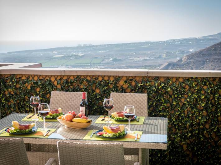 Gîte pour 4 personnes, avec piscine ainsi que vue sur l’océan et jardin à Adeje - 2