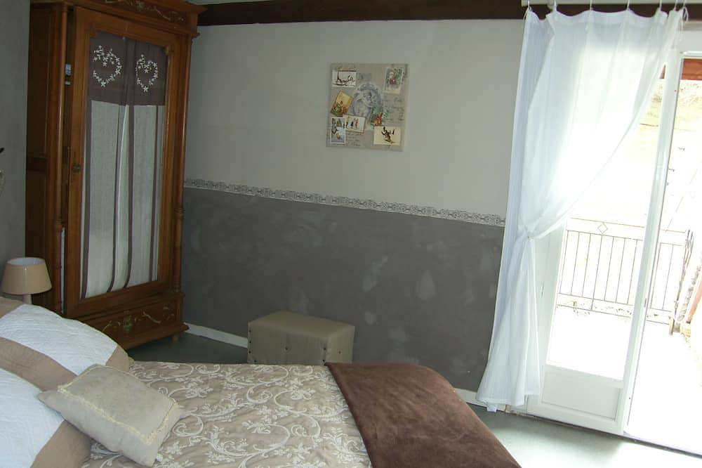 In the center of the Luz Saint Sauveur valley, house with swimming pool and beautiful view. in Barèges, Parque nacional de los Pirineos