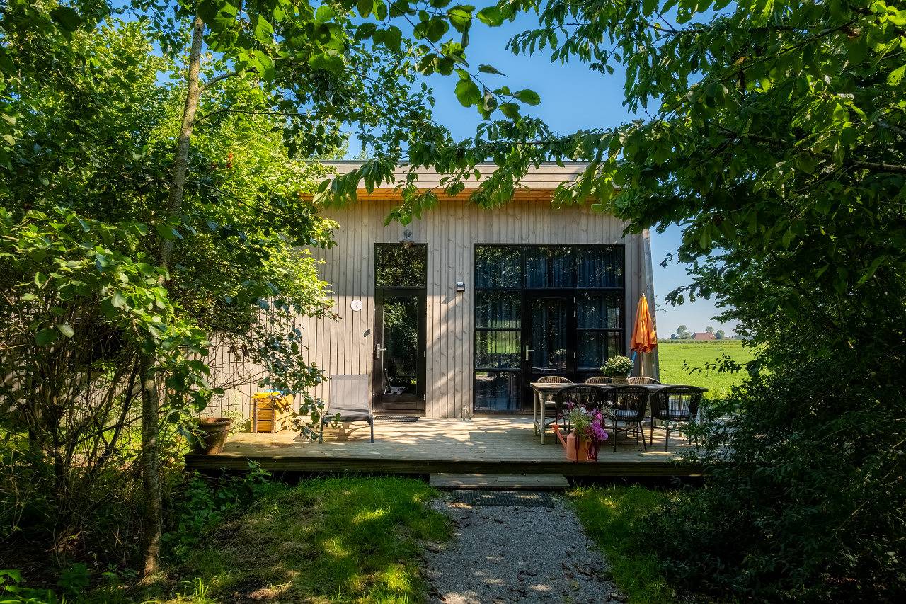 Pean-buiten — Waterlodge Ljip in Nationaal Park De Alde Feanen