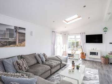 Chalet for 6 People in Gwynedd, North-Wales, Photo 4