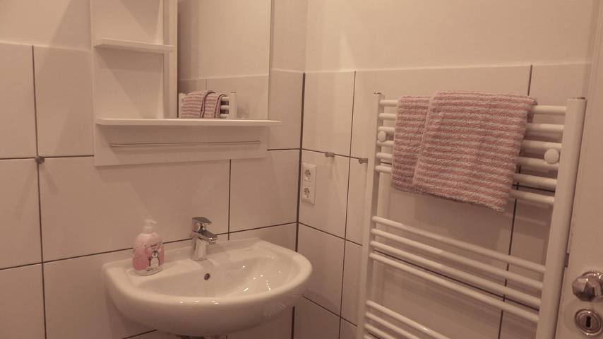 Ferienwohnung für 4 Personen, mit Terrasse und Garten, mit Haustier in Carolinensiel - 4