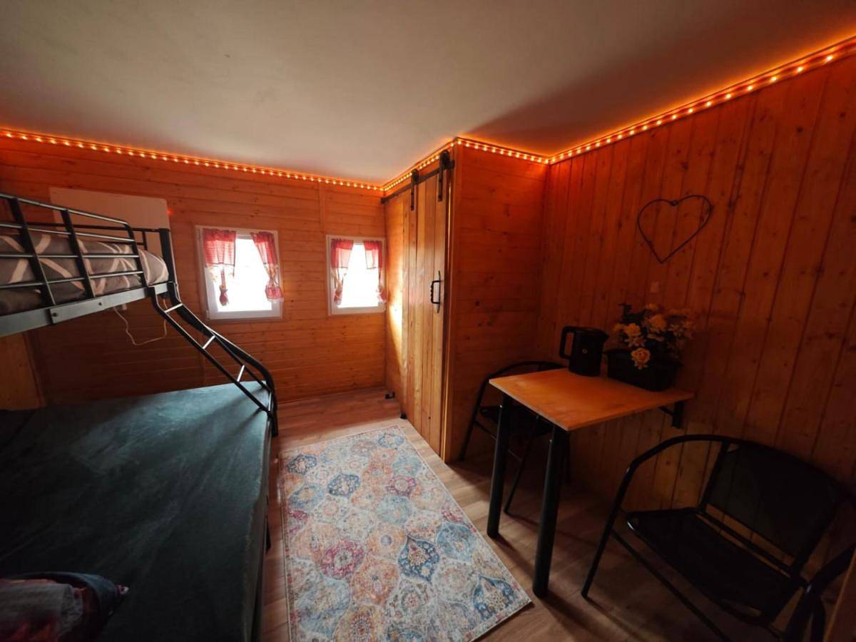 Classic Triple Room in Seifhennersdorf, Oberlausitz-Niederschlesien