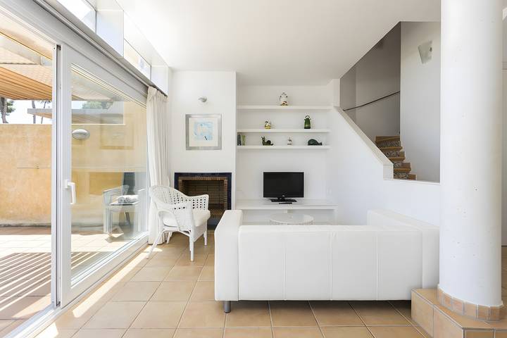 Ferienhaus 'Ona' mit Balkon und Wlan in Platja del Golfet (Palafrugell), Palafrugell