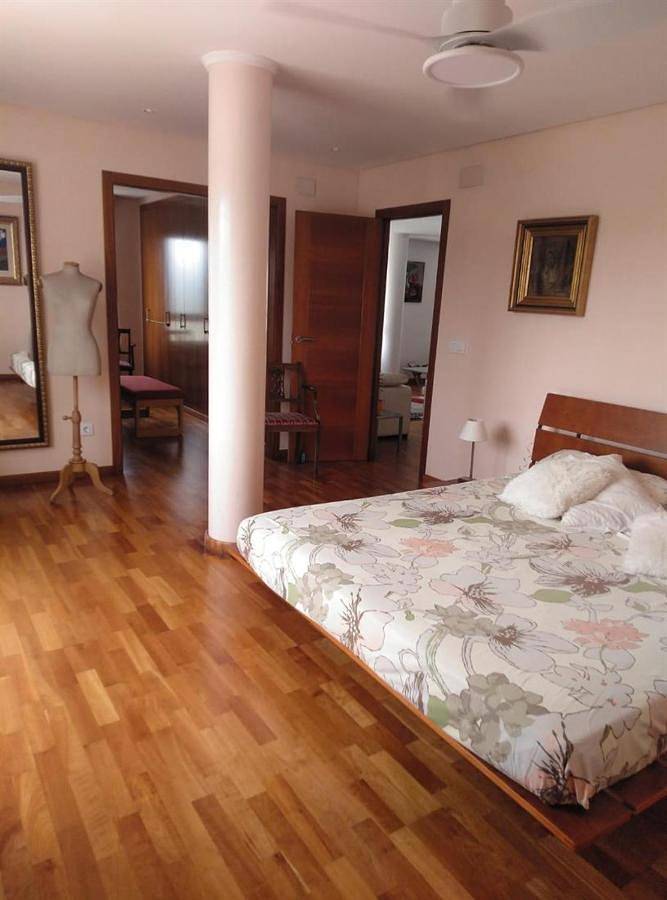 Casa rural para 8 personas, con vistas y piscina además de jardín y sauna, Se admiten mascotas en Gandía - 4