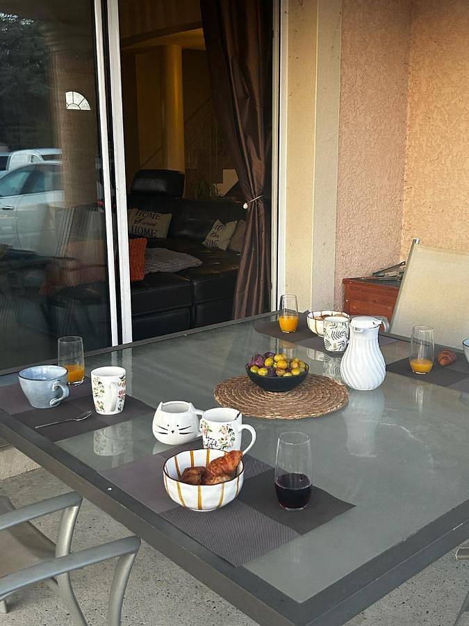 Chambre d’hôte pour 2 personnes, avec terrasse dans Janneyrias - 4