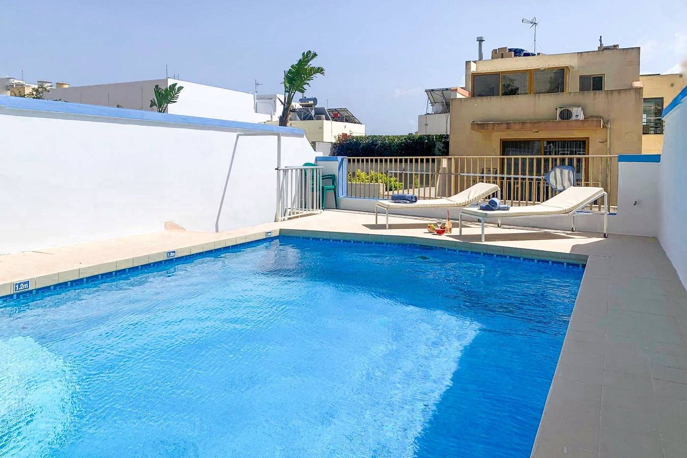 Geheel appartement, Vakantieappartement voor 4 personen met zwembad in il-Mellieha, Mellieha