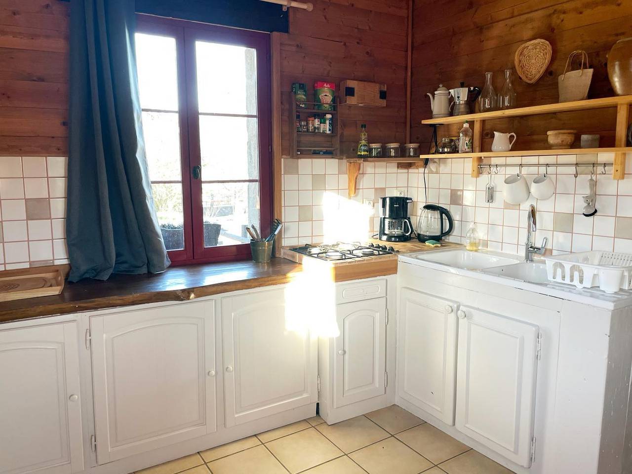 Les Balcons de la Jonte 2/4 personnes in Saint-Pierre-des-Tripiers, Parc national des Cévennes